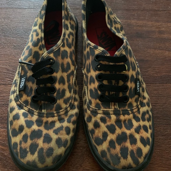 Vans Shoes - Vans Authentic low top cheetah print